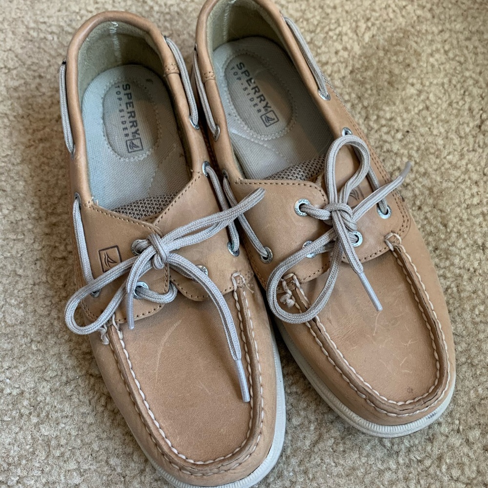 Sperry boat shoes